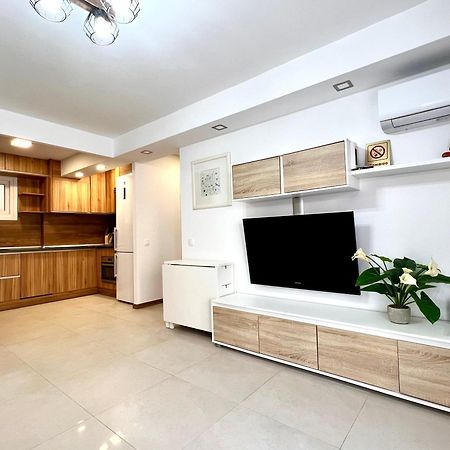 Confortable Apartamento En Ла-Пінеда Екстер'єр фото